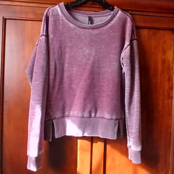 Eva Longoria Tops - 💜Womens Cropped Sweatshirt💜
